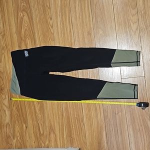 ★ 3 for $10 ★ DKNY Athletic Leggings